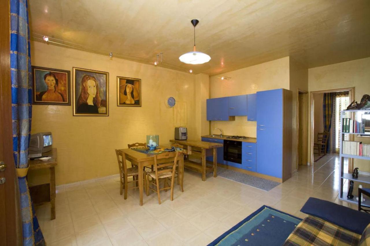Complesso Delle Antiche Rotte Aparthotel Andrano Bagian luar foto