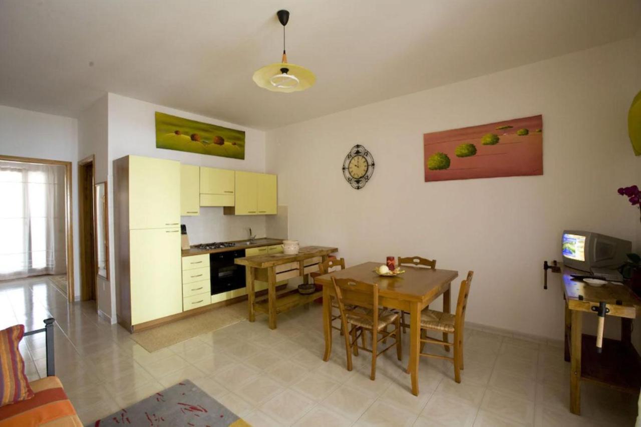 Complesso Delle Antiche Rotte Aparthotel Andrano Bagian luar foto