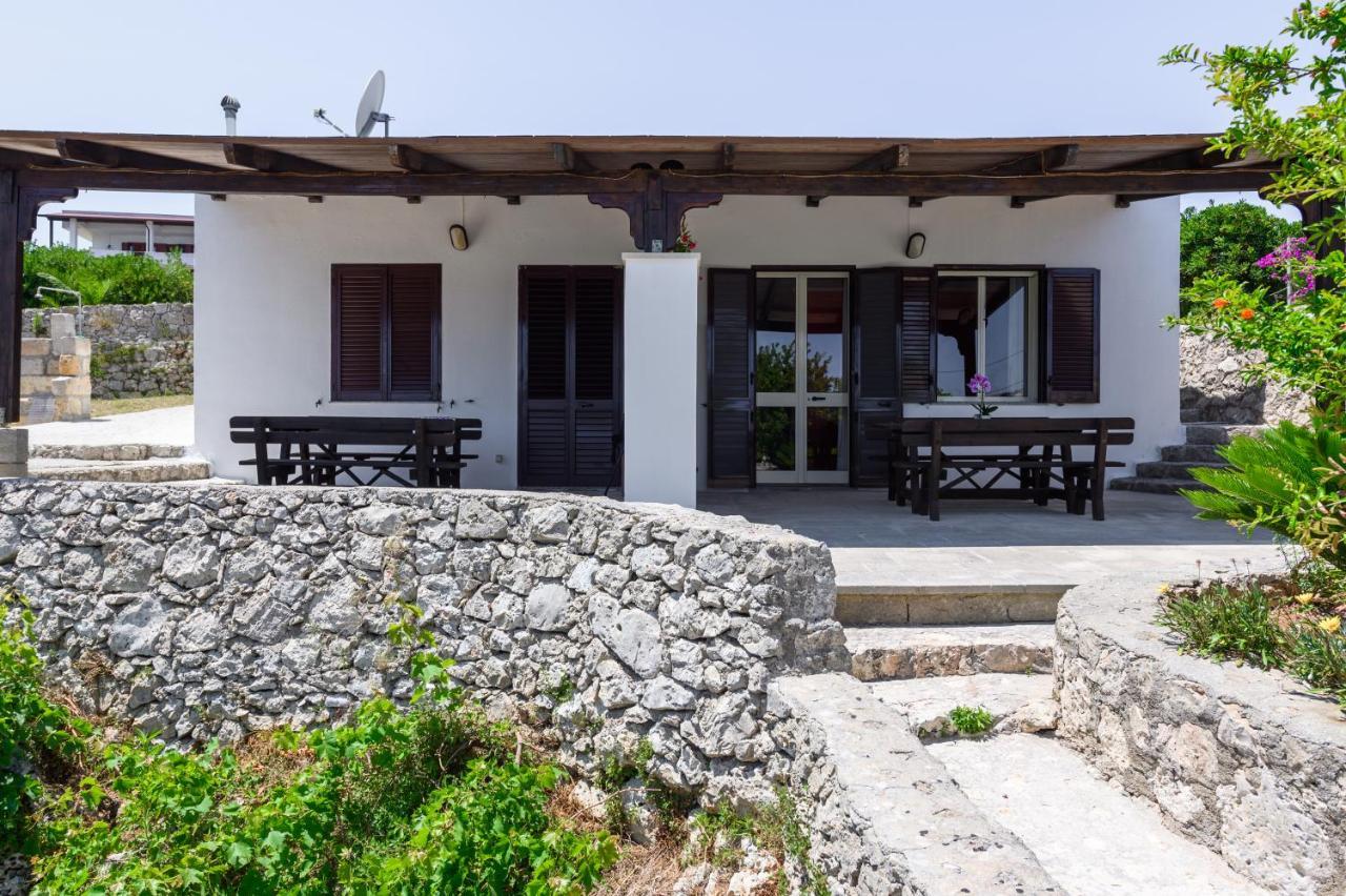 Complesso Delle Antiche Rotte Aparthotel Andrano Bagian luar foto