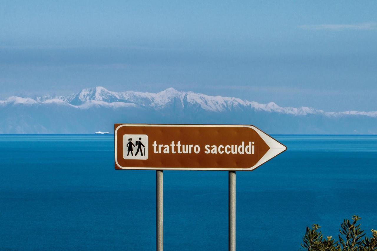 Complesso Delle Antiche Rotte Aparthotel Andrano Bagian luar foto