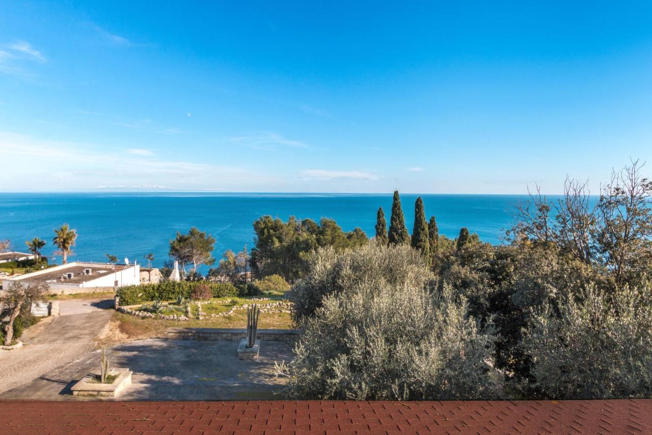 Complesso Delle Antiche Rotte Aparthotel Andrano Bagian luar foto